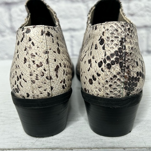 Steve Madden Lottie Snake Print Ankle Booties - Picture 11 of 15